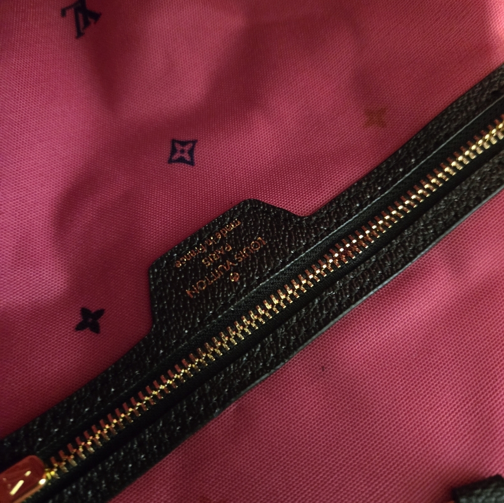 Handbag - Picture 5 of 7